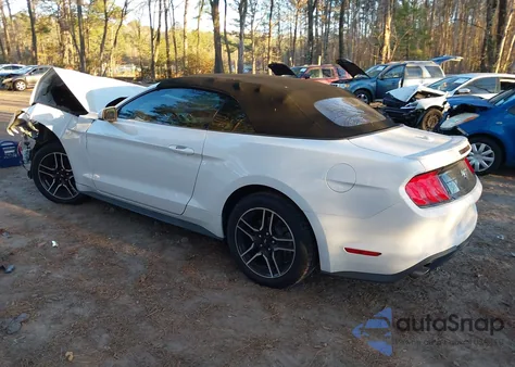 2022 Ford Mustang Ecoboost Premium z USA, uszkodzony, nr VIN 1FATP8UH2N5102861